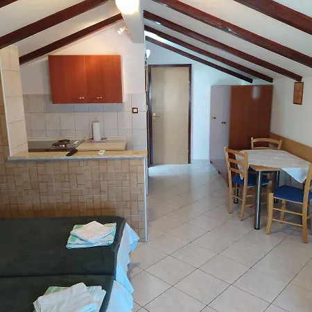 Kolenko Apartment